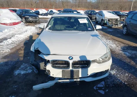 2013 BMW 328I xDrive z USA, uszkodzony, nr VIN WBA3B5C53DF592988